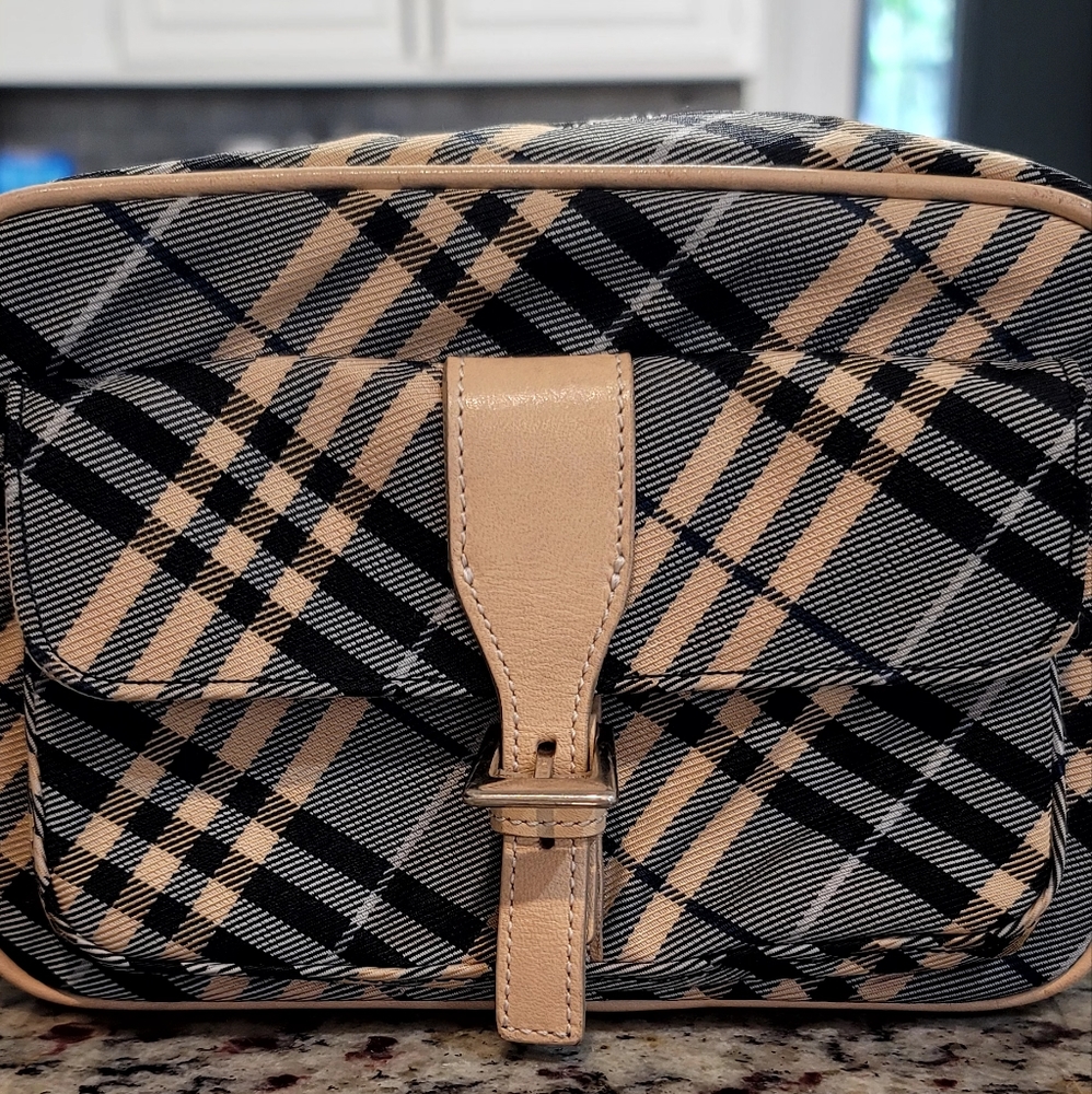Burberry crossbody